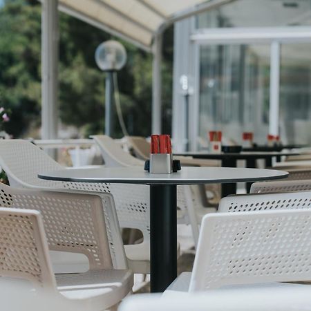 Hotel Tolero Ploce  Eksteriør bilde