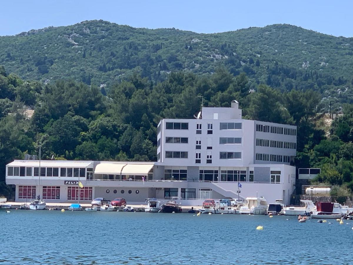 Hotel Tolero Ploce  Eksteriør bilde